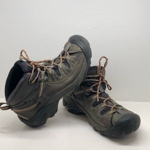 Keen Targhee US 9 W EU 42 WP Mid Hiking Mens Boots